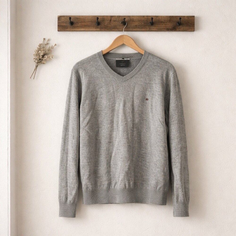 Tommy Hilfiger Men's Pullover Crewneck Sweater Size M Medium 100% Cotton Grey